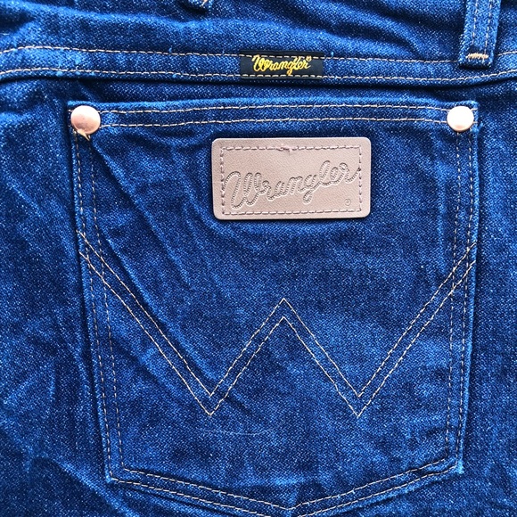 Men’s Wrangler Blue Jeans - Picture 4 of 5
